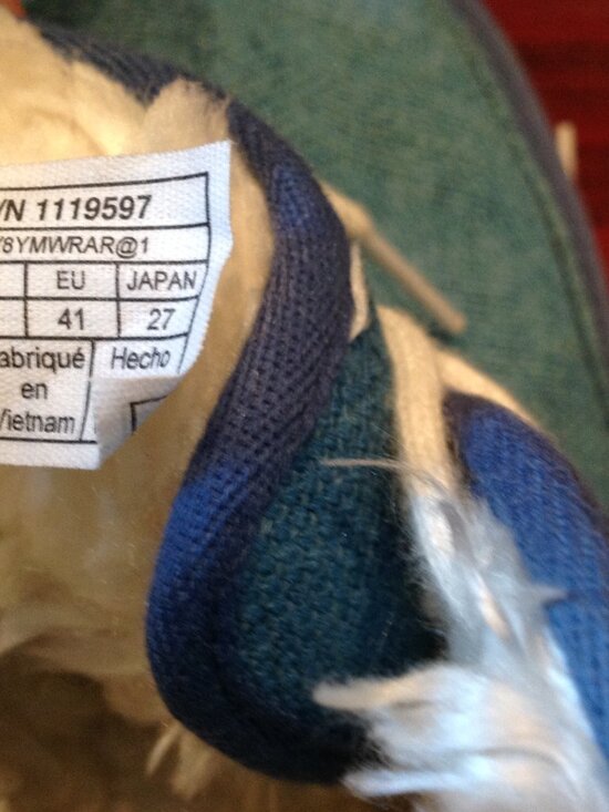 UGG Chukka Boots Size 10 main image 4
